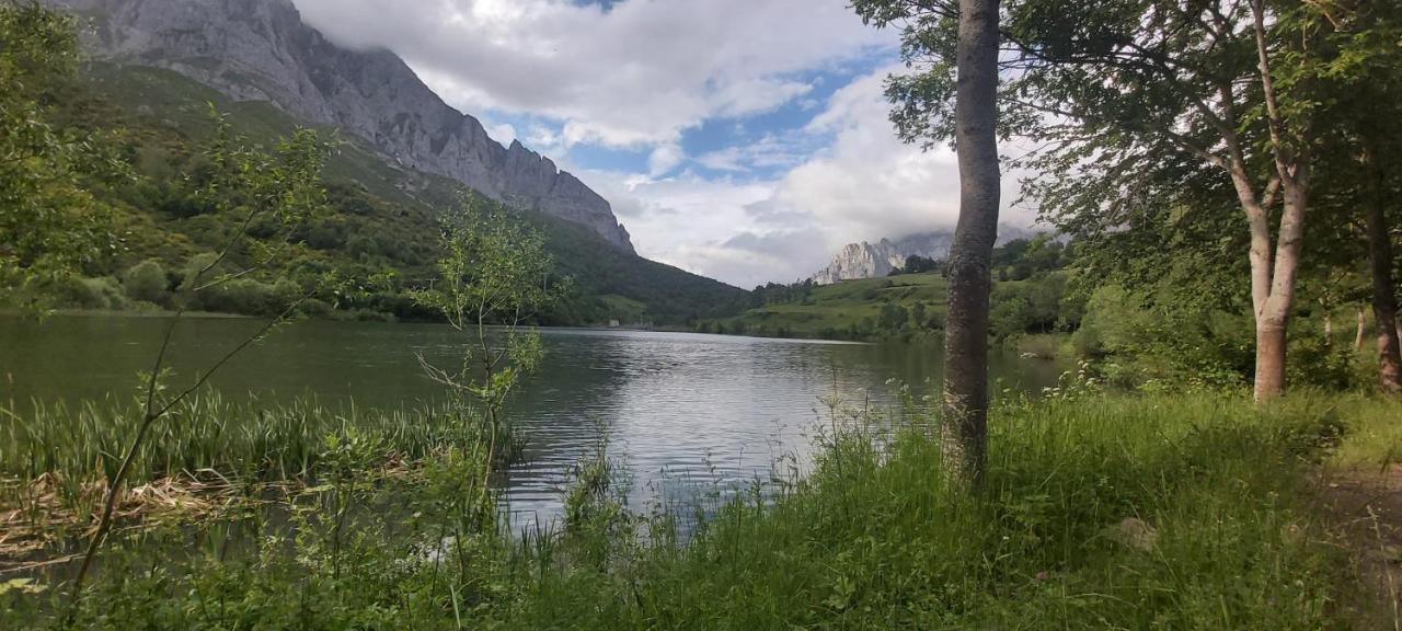 La Balconada De Valdeon Βίλα Posada De Valdeon Εξωτερικό φωτογραφία