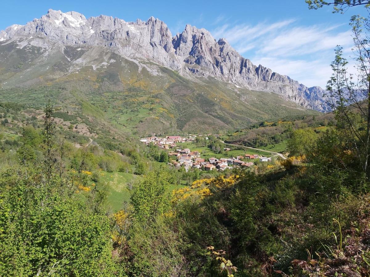 La Balconada De Valdeon Βίλα Posada De Valdeon Εξωτερικό φωτογραφία